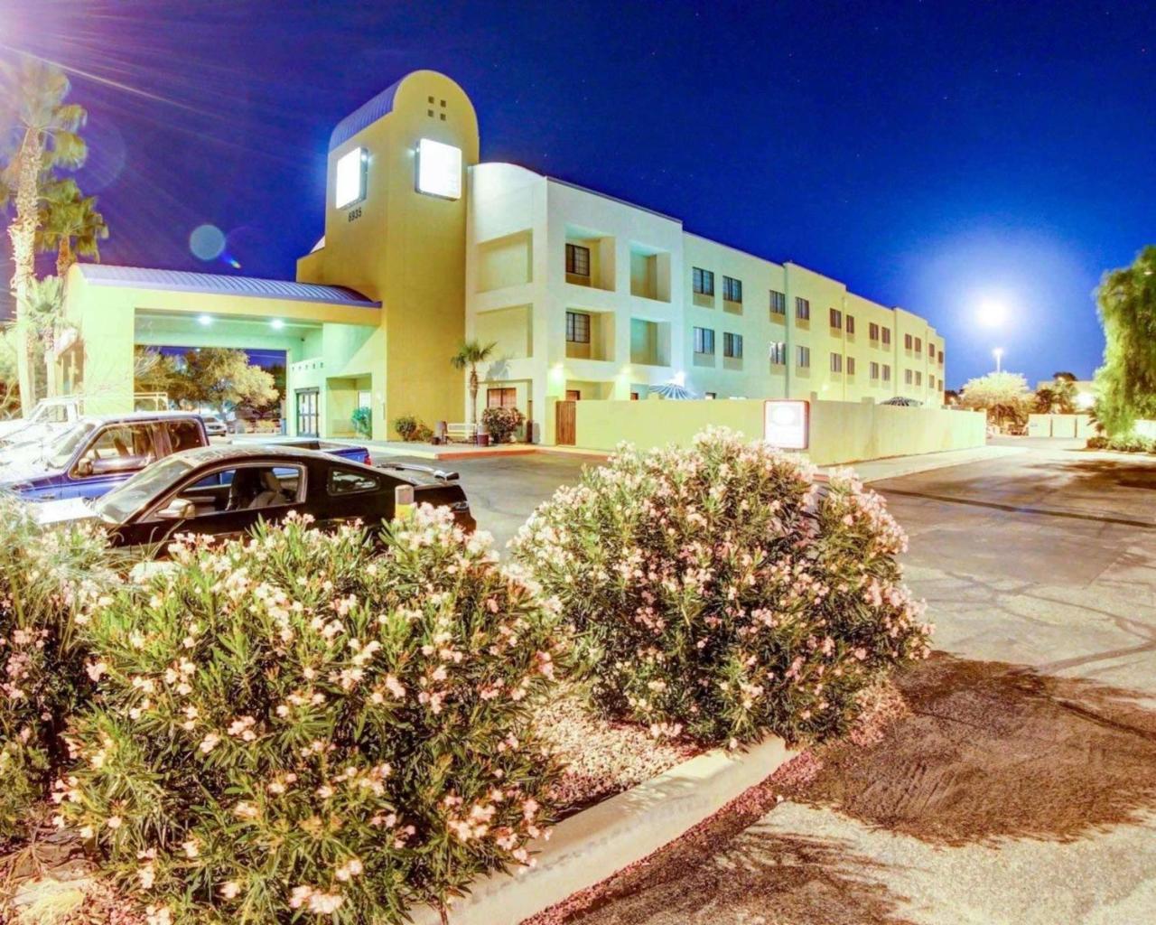 Comfort Suites Airport Tucson Extérieur photo